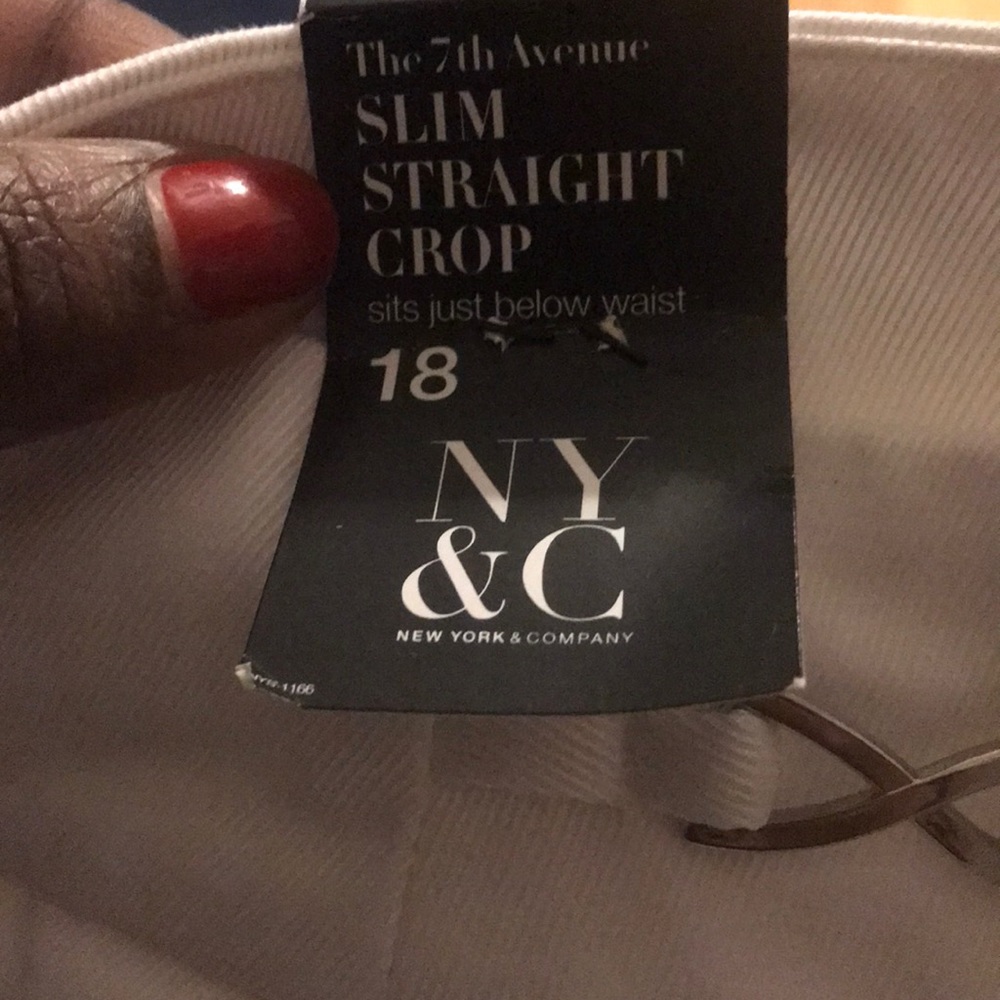 Capris - Picture 4 of 4